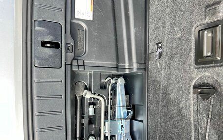 Lexus RX IV рестайлинг, 2018 год, 3 650 000 рублей, 30 фотография