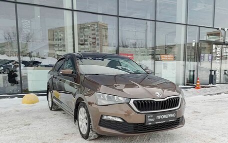 Skoda Rapid II, 2021 год, 1 555 000 рублей, 3 фотография
