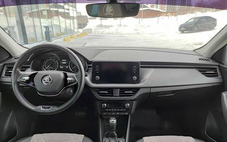 Skoda Rapid II, 2021 год, 1 555 000 рублей, 17 фотография