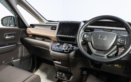 Honda Freed II, 2020 год, 1 859 000 рублей, 10 фотография