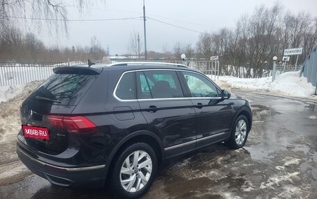 Volkswagen Tiguan II, 2021 год, 3 150 000 рублей, 5 фотография