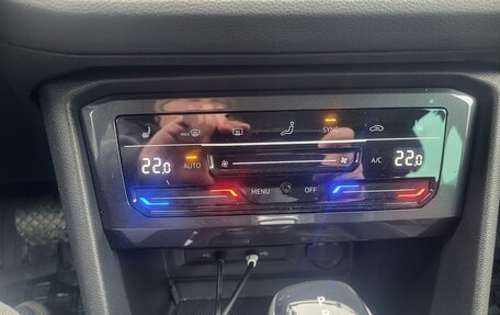 Volkswagen Tiguan II, 2021 год, 3 150 000 рублей, 20 фотография