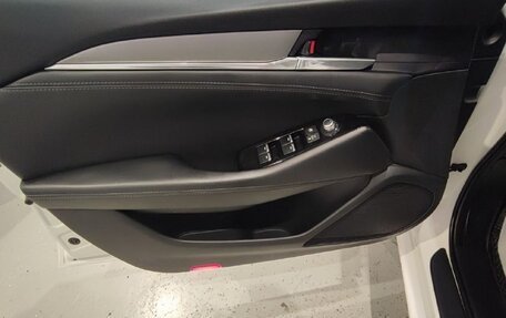 Mazda 6, 2020 год, 2 370 000 рублей, 12 фотография