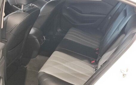 Mazda 6, 2020 год, 2 370 000 рублей, 16 фотография