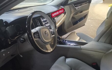 Volvo S90 II рестайлинг, 2019 год, 3 900 000 рублей, 10 фотография