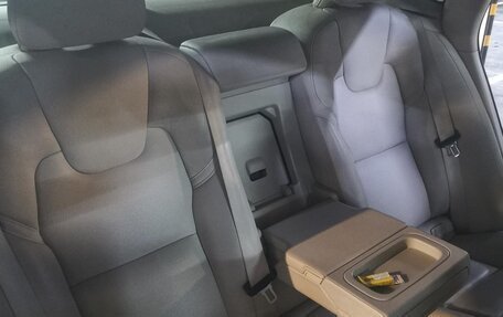 Volvo S90 II рестайлинг, 2019 год, 3 900 000 рублей, 13 фотография