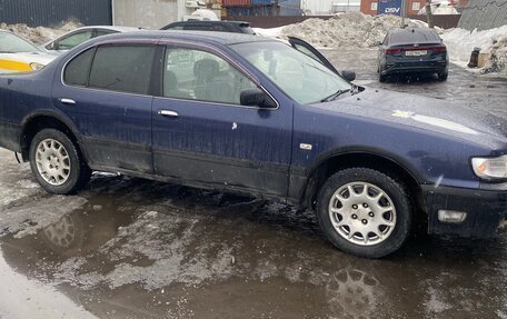 Nissan Cefiro II, 1997 год, 360 000 рублей, 2 фотография