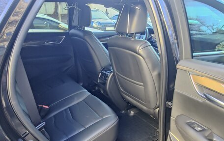 Cadillac XT5 I рестайлинг, 2017 год, 3 200 000 рублей, 13 фотография