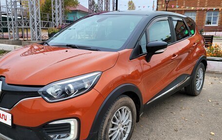 Renault Kaptur I рестайлинг, 2017 год, 1 140 000 рублей, 2 фотография