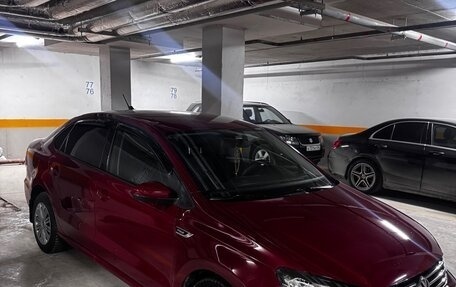 Volkswagen Polo VI (EU Market), 2018 год, 1 350 000 рублей, 2 фотография