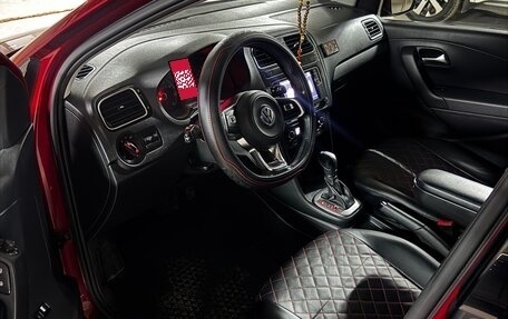 Volkswagen Polo VI (EU Market), 2018 год, 1 350 000 рублей, 3 фотография