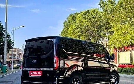 Ford Tourneo Custom I рестайлинг, 2023 год, 4 880 000 рублей, 4 фотография