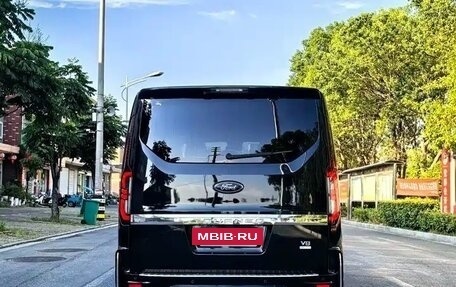 Ford Tourneo Custom I рестайлинг, 2023 год, 4 880 000 рублей, 5 фотография