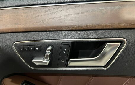 Mercedes-Benz E-Класс, 2013 год, 2 550 000 рублей, 34 фотография