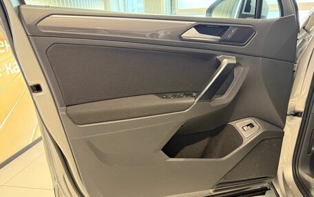 Volkswagen Tiguan II, 2018 год, 2 449 000 рублей, 8 фотография