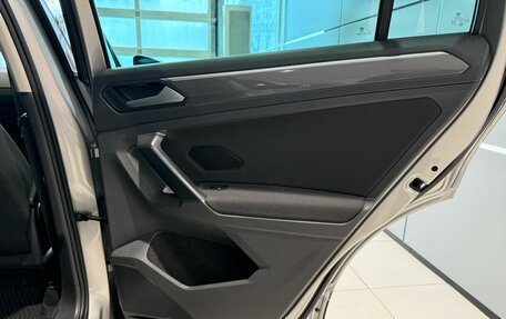 Volkswagen Tiguan II, 2018 год, 2 449 000 рублей, 15 фотография