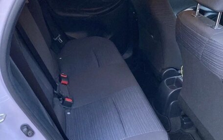 Toyota Yaris, 2021 год, 1 147 500 рублей, 14 фотография