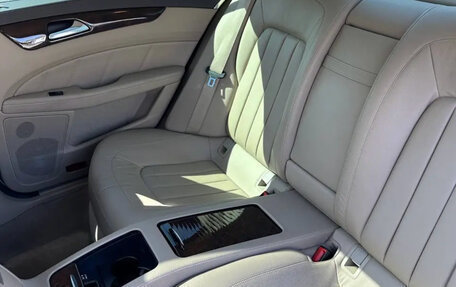 Mercedes-Benz CLS, 2012 год, 2 700 000 рублей, 8 фотография