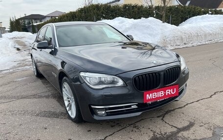 BMW 7 серия, 2012 год, 1 350 000 рублей, 2 фотография