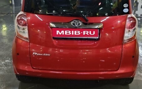 Toyota Ractis I, 2009 год, 720 000 рублей, 3 фотография