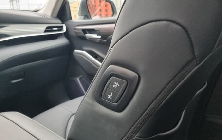 Toyota Highlander, 2026 год, 5 790 000 рублей, 24 фотография