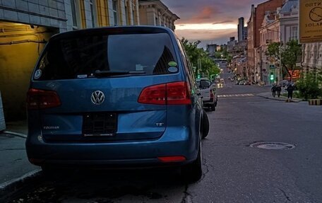 Volkswagen Touran III, 2015 год, 1 265 000 рублей, 6 фотография