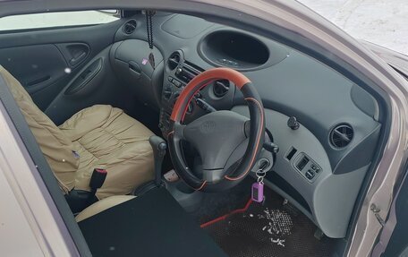Toyota Vitz, 2001 год, 380 000 рублей, 8 фотография