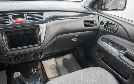 Mitsubishi Lancer IX, 2004 год, 399 000 рублей, 19 фотография