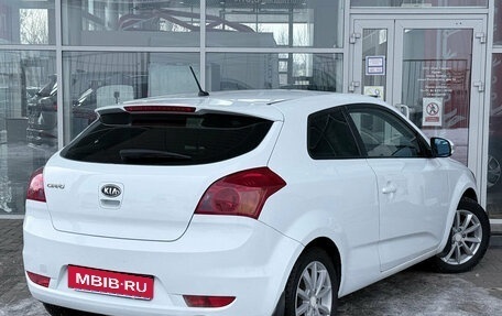 KIA cee'd I рестайлинг, 2010 год, 659 000 рублей, 2 фотография