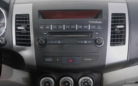 Mitsubishi Outlander III рестайлинг 3, 2008 год, 999 000 рублей, 19 фотография