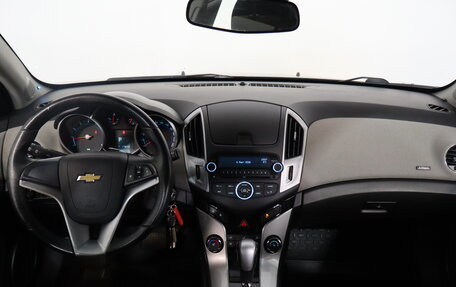 Chevrolet Cruze II, 2013 год, 749 000 рублей, 7 фотография