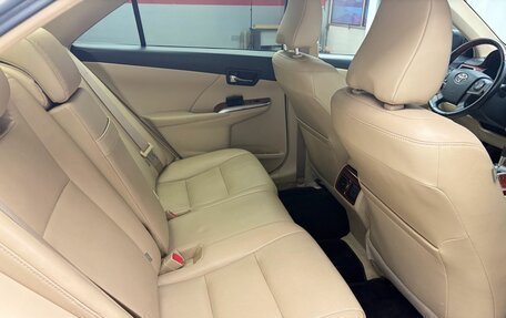 Toyota Camry, 2012 год, 1 879 000 рублей, 20 фотография