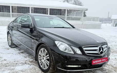 Mercedes-Benz E-Класс, 2011 год, 1 935 000 рублей, 1 фотография