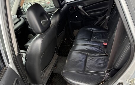 Toyota RAV4, 2004 год, 640 000 рублей, 12 фотография