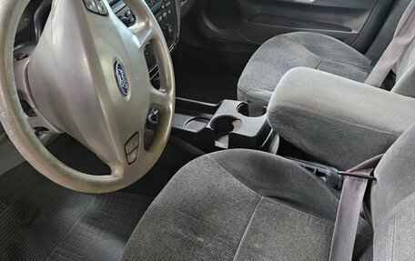 Ford Taurus IV рестайлинг, 2001 год, 260 000 рублей, 22 фотография