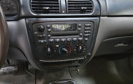 Ford Taurus IV рестайлинг, 2001 год, 260 000 рублей, 18 фотография