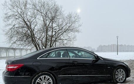 Mercedes-Benz E-Класс, 2011 год, 1 935 000 рублей, 4 фотография