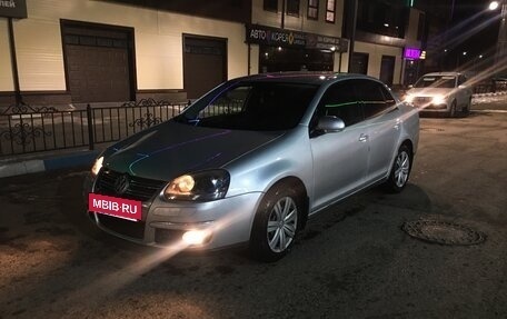 Volkswagen Jetta VI, 2006 год, 450 000 рублей, 2 фотография