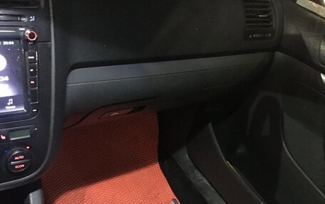 Volkswagen Jetta VI, 2006 год, 450 000 рублей, 9 фотография