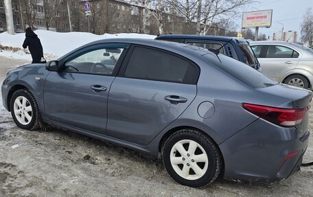 KIA Rio IV, 2018 год, 1 050 000 рублей, 5 фотография