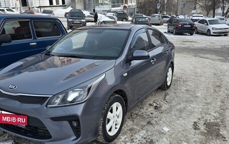 KIA Rio IV, 2018 год, 1 050 000 рублей, 2 фотография