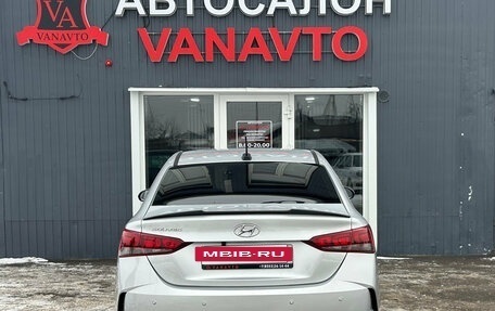 Hyundai Solaris II рестайлинг, 2022 год, 1 810 000 рублей, 7 фотография