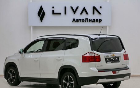 Chevrolet Orlando I, 2011 год, 895 000 рублей, 2 фотография