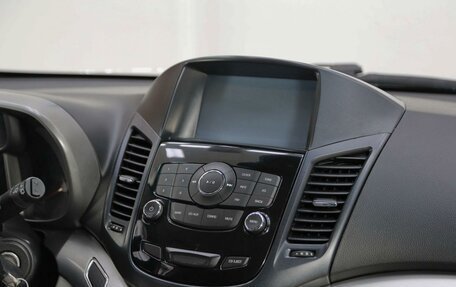 Chevrolet Orlando I, 2011 год, 895 000 рублей, 8 фотография