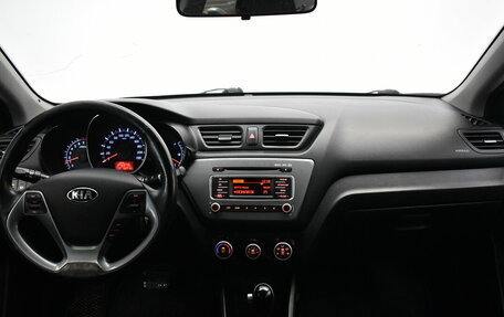 KIA Rio III рестайлинг, 2015 год, 975 000 рублей, 5 фотография