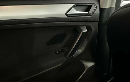 Volkswagen Tiguan II, 2018 год, 2 364 000 рублей, 20 фотография