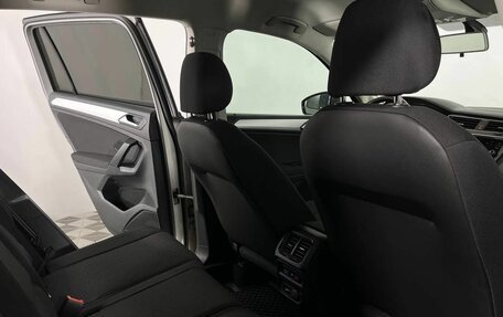 Volkswagen Tiguan II, 2018 год, 2 364 000 рублей, 18 фотография