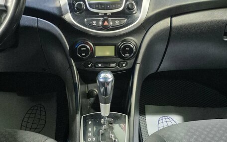 Hyundai Solaris II рестайлинг, 2013 год, 806 000 рублей, 13 фотография