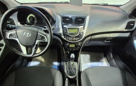 Hyundai Solaris II рестайлинг, 2013 год, 806 000 рублей, 10 фотография