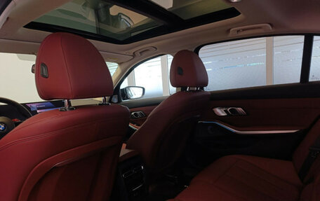 BMW 3 серия, 2024 год, 4 800 000 рублей, 14 фотография